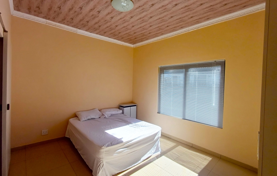 4 Bedroom Property for Sale in Palmiet Western Cape